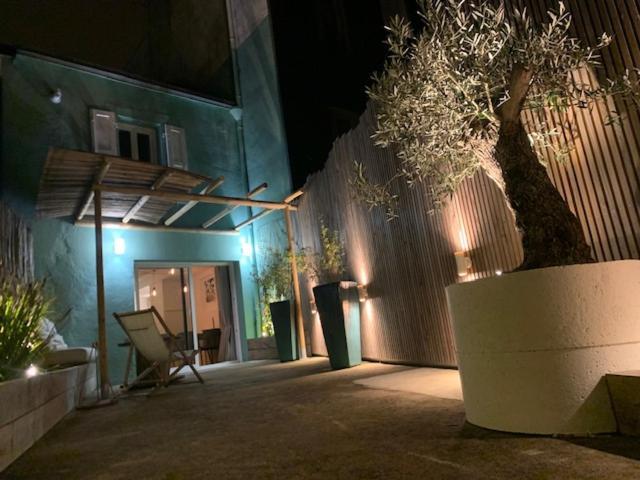 DU MANN petite maison jardin à 100m du port de Vannes avec PARKING privé Esterno foto